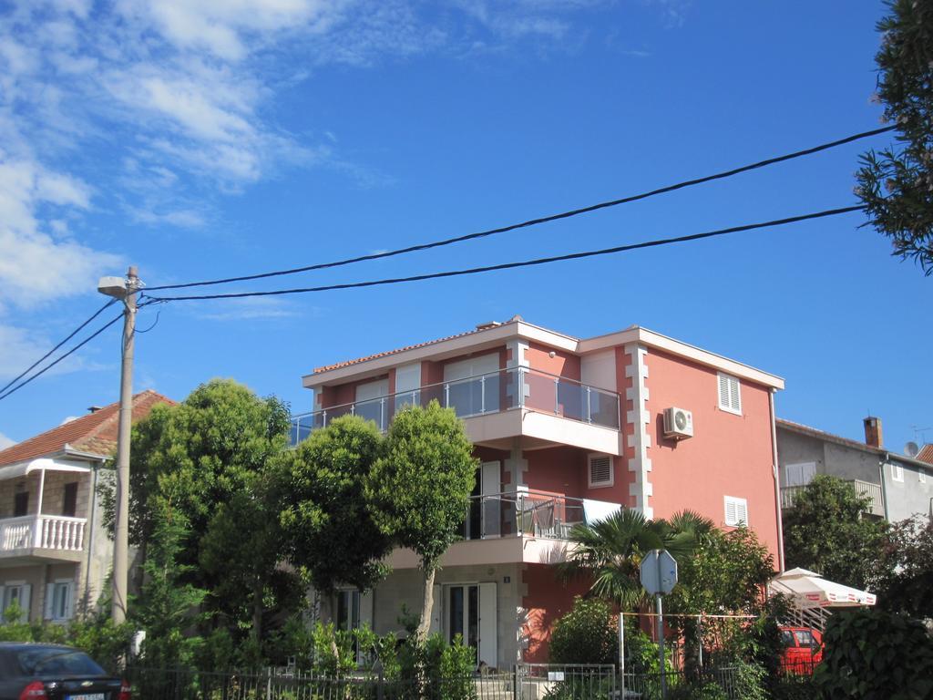 Apartments Delfin Tivat Exterior foto